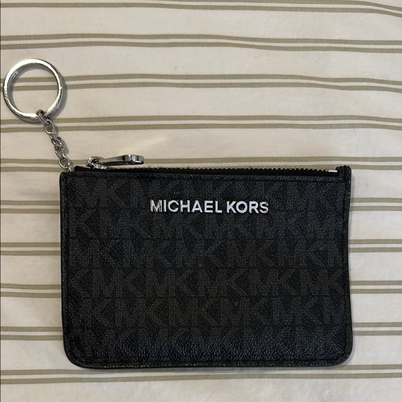 Michael Kors Wallet - Picture 1 of 4
